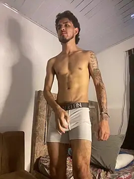 Snapshot of Zayn_kane chatting on 12, 4, 2026 Zayn kane online show from 12, 4, 2026