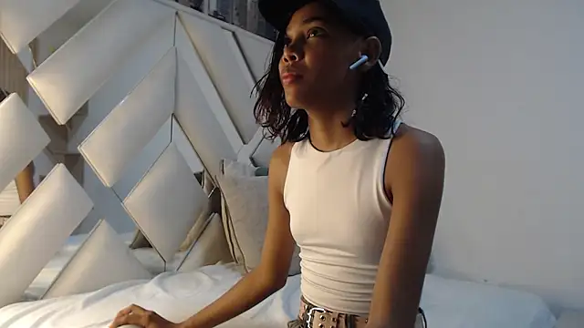 Snapshot of willow_smitt chatting on 26, 4, 2026 willow smitt online show from 26, 4, 2026
