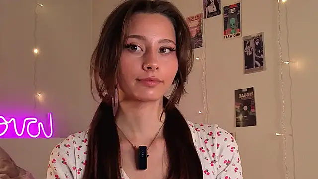 Snapshot of EditaBails chatting on 20, 9, 2025 EditaBails online show from 20, 9, 2025