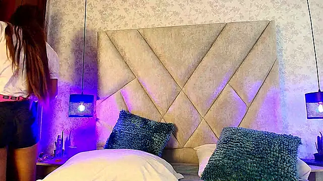 AmbarRaj online show from 12, 11, 2025