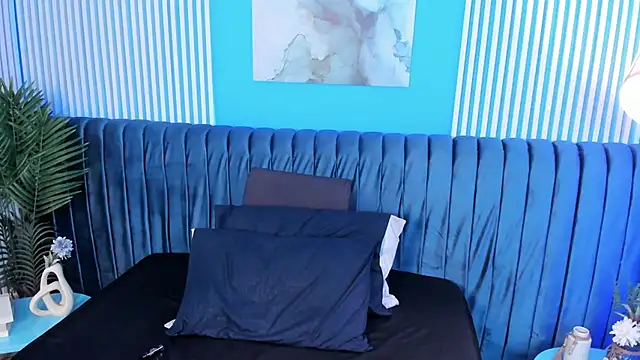 roxy hell online show from 14, 9, 2025