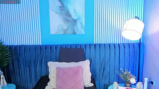 roxy hell online show from 1, 11, 2025