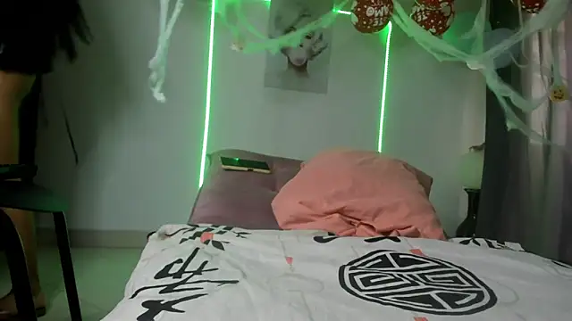 Snapshot of sweet_cinamon chatting on 2, 11, 2025 sweet cinamon online show from 2, 11, 2025