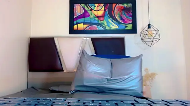 alexsandra kiss online show from 8, 11, 2025