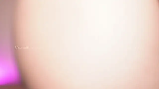 Snapshot of sweetlittlevenus chatting on 28, 4, 2026 sweetlittlevenus online show from 28, 4, 2026