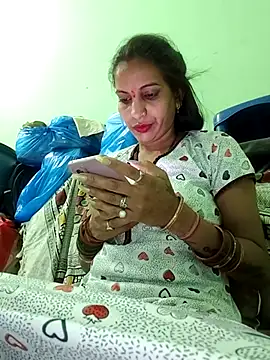 Hotty-Nidhi online show from 21, 3, 2026