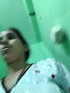 Hotty-Nidhi online show from 25, 3, 2026