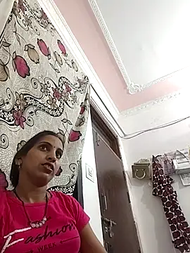 Hotty-Nidhi online show from 28, 3, 2026