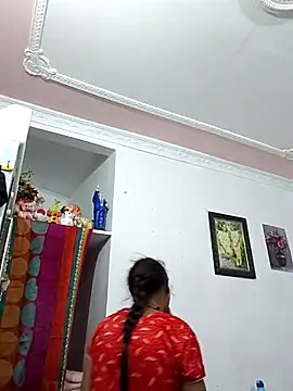 Hotty-Nidhi online show from 30, 3, 2026