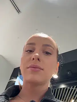 AlexisWhit online show from 25, 9, 2025