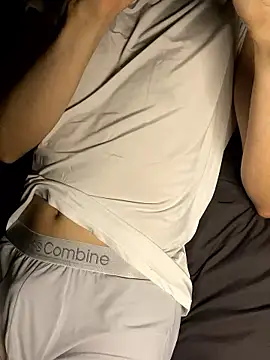 haeeung online show from 4, 11, 2025