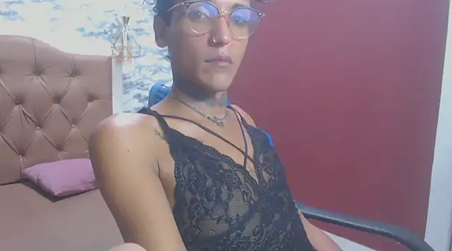 Dayana 20cm online show from 11, 3, 2025