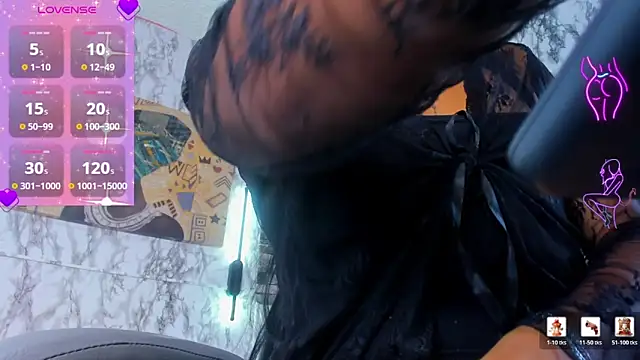 Snapshot of Dayana_20cm chatting on 1, 2, 2026 Dayana 20cm online show from 1, 2, 2026