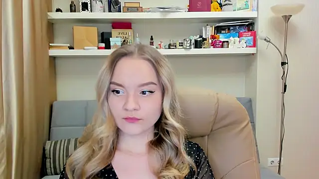 Kara Smith  online show from 26, 1, 2025