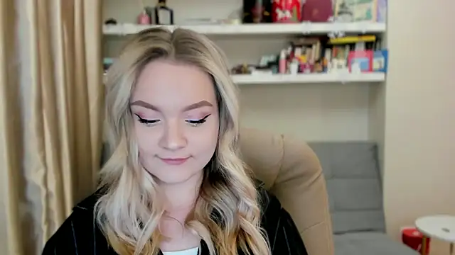 Kara Smith  online show from 6, 3, 2026