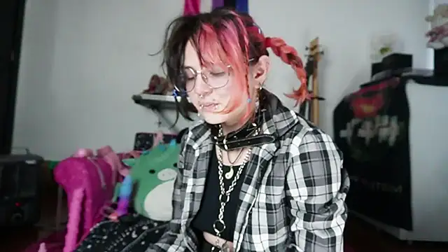 Devil And Princess online show from 15, 9, 2025