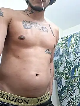 Snapshot of HazelEyedJay420 chatting on 9, 1, 2026 HazelEyedJay420 online show from 9, 1, 2026