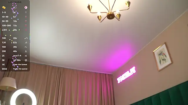 Snapshot of Sweet_Jealousy chatting on 6, 10, 2025 Sweet Jealousy online show from 6, 10, 2025