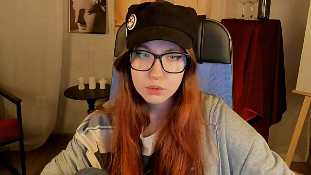 Snapshot of MemoryCadence chatting on 26, 9, 2025 MemoryCadence online show from 26, 9, 2025