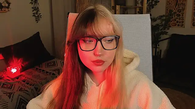 Snapshot of MemoryCadence chatting on 26, 10, 2025 MemoryCadence online show from 26, 10, 2025