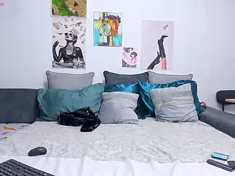 Snapshot of FindomGoddess1 chatting on 16, 9, 2025 FindomGoddess1 online show from 16, 9, 2025