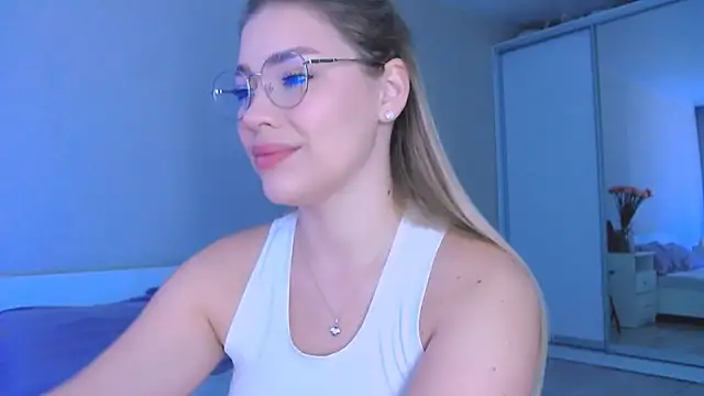 DIANAxxxDIAMOND online show from 6, 10, 2025