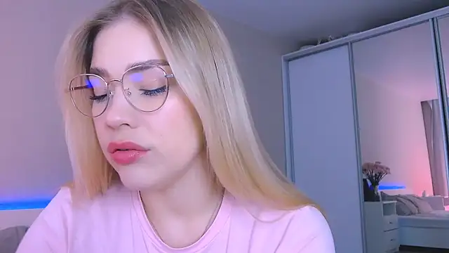 DIANAxxxDIAMOND online show from 11, 10, 2025