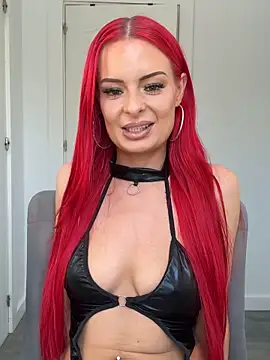 FariBanxOfficial online show from 7, 10, 2025