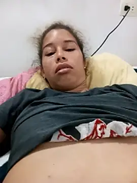 Snapshot of Sexi_girl29 chatting on 15, 10, 2025 Sexi girl29 online show from 15, 10, 2025