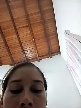 Snapshot of Sexi_girl29 chatting on 22, 10, 2025 Sexi girl29 online show from 22, 10, 2025