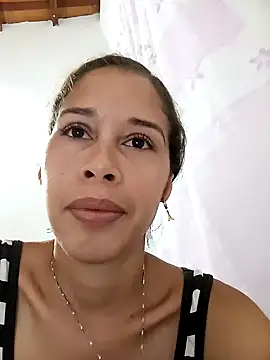 Snapshot of Sexi_girl29 chatting on 23, 10, 2025 Sexi girl29 online show from 23, 10, 2025