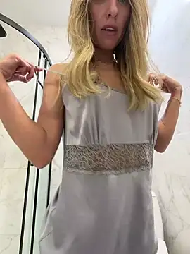 Snapshot of VelvetVabe chatting on 20, 3, 2026 VelvetVabe online show from 20, 3, 2026