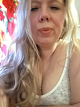 Irina3718 online show from 28, 4, 2026