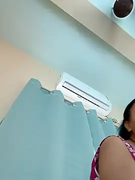 Snapshot of Arohi35 chatting on 9, 5, 2026 Arohi35 online show from 9, 5, 2026