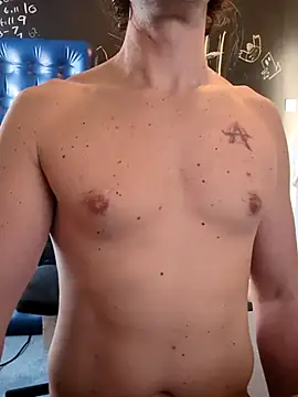 Snapshot of Nick-Ox chatting on 19, 3, 2025 Nick-Ox online show from 19, 3, 2025