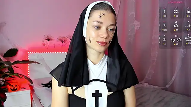 Eva McCoy online show from 28, 10, 2025