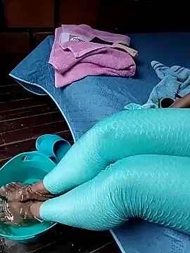 Snapshot of Lady_Lolla11 chatting on 19, 12, 2025 Lady Lolla11 online show from 19, 12, 2025