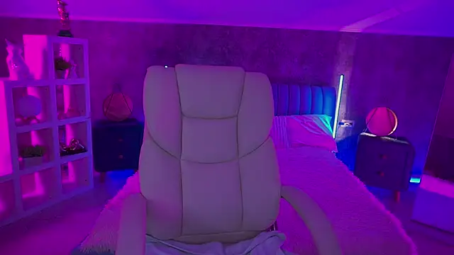 CandyLadyyy online show from 28, 4, 2026