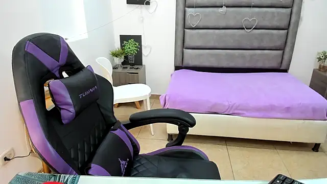 Tania Duque online show from 10, 2, 2026