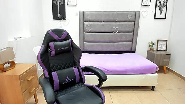 Tania Duque online show from 12, 2, 2026