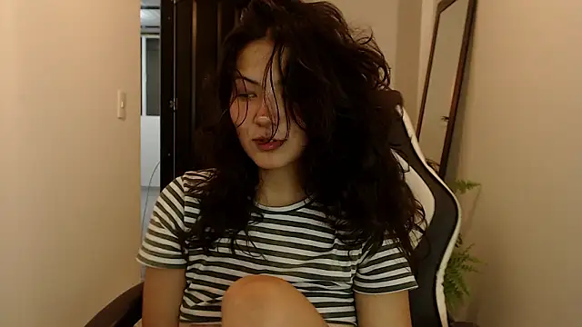 Snapshot of Asaray_T chatting on 22, 3, 2026 Asaray T online show from 22, 3, 2026