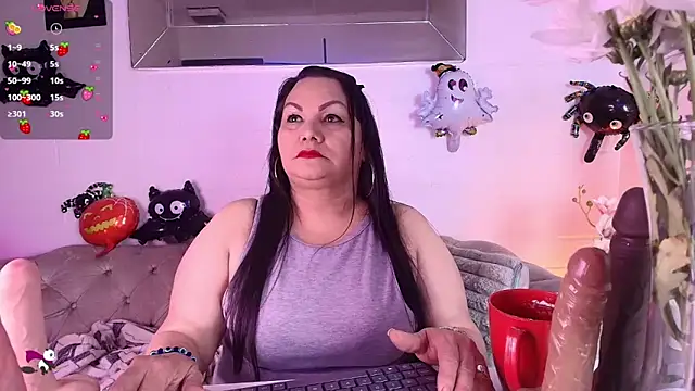 Snapshot of EllenaBoobs_ chatting on 16, 10, 2025 EllenaBoobs  online show from 16, 10, 2025