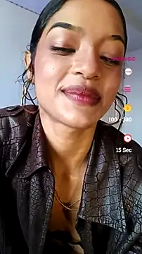 Snapshot of Aphrodite-777 chatting on 7, 7, 2026 Aphrodite-777 online show from 7, 7, 2026