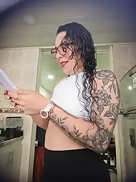 mia velvet1 online show from 14, 6, 2026