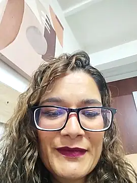 Rose Thompson1 online show from 11, 5, 2026
