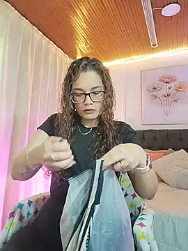 Rose Thompson1 online show from 29, 5, 2026