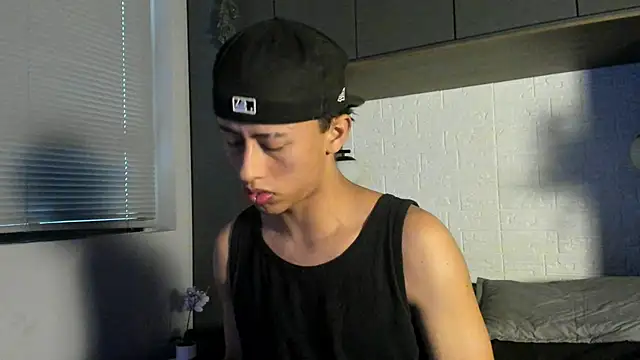 Snapshot of labrinthteasing chatting on 22, 3, 2026 labrinthteasing online show from 22, 3, 2026