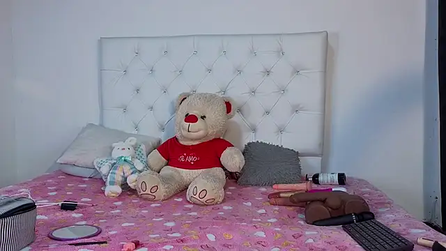 Snapshot of megan_stathann chatting on 27, 2, 2026 megan stathann online show from 27, 2, 2026