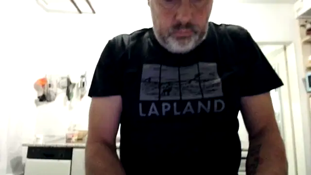 Snapshot of Berg_Boy chatting on 2, 10, 2025 Berg Boy online show from 2, 10, 2025