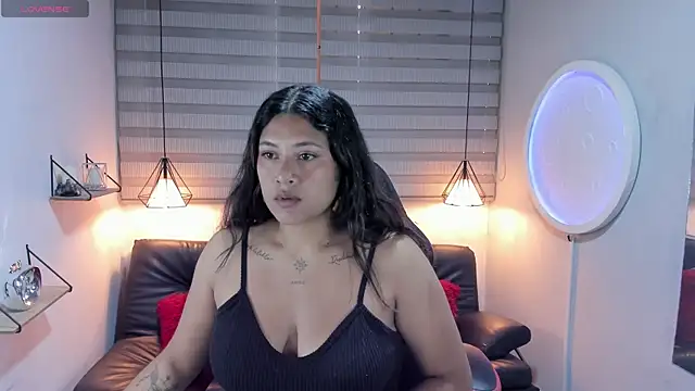 ISIS VALCHOS online show from 27, 9, 2025